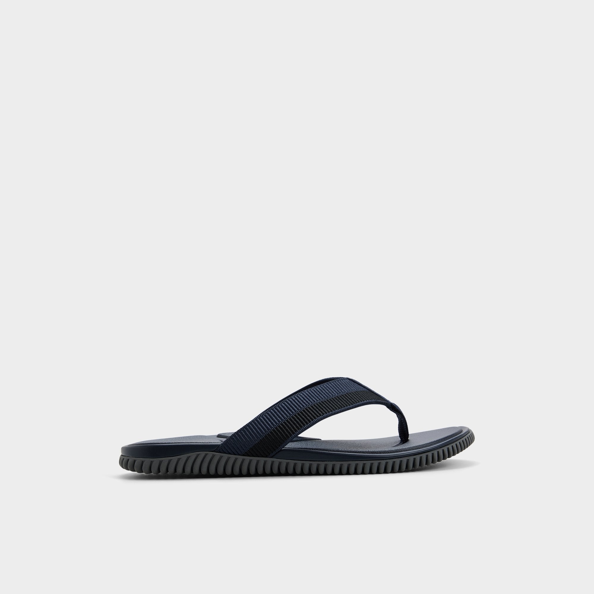 Sainz / Flat Sandals