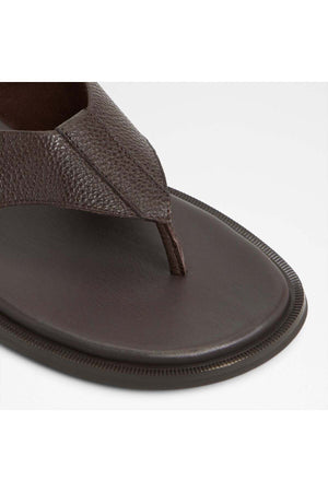 Serano / Flat Sandals
