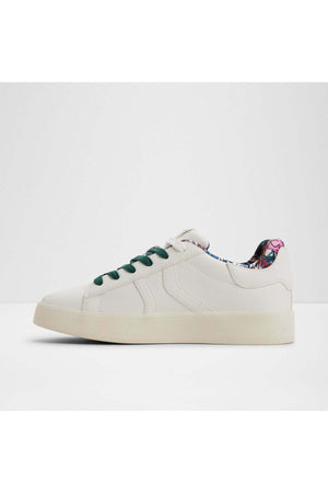 Whatisadam01 / Sneakers