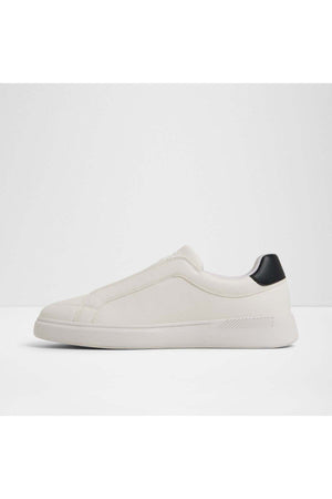 Jona / Sneakers