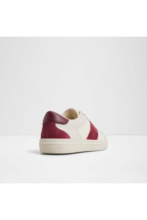 Braxton / Sneakers