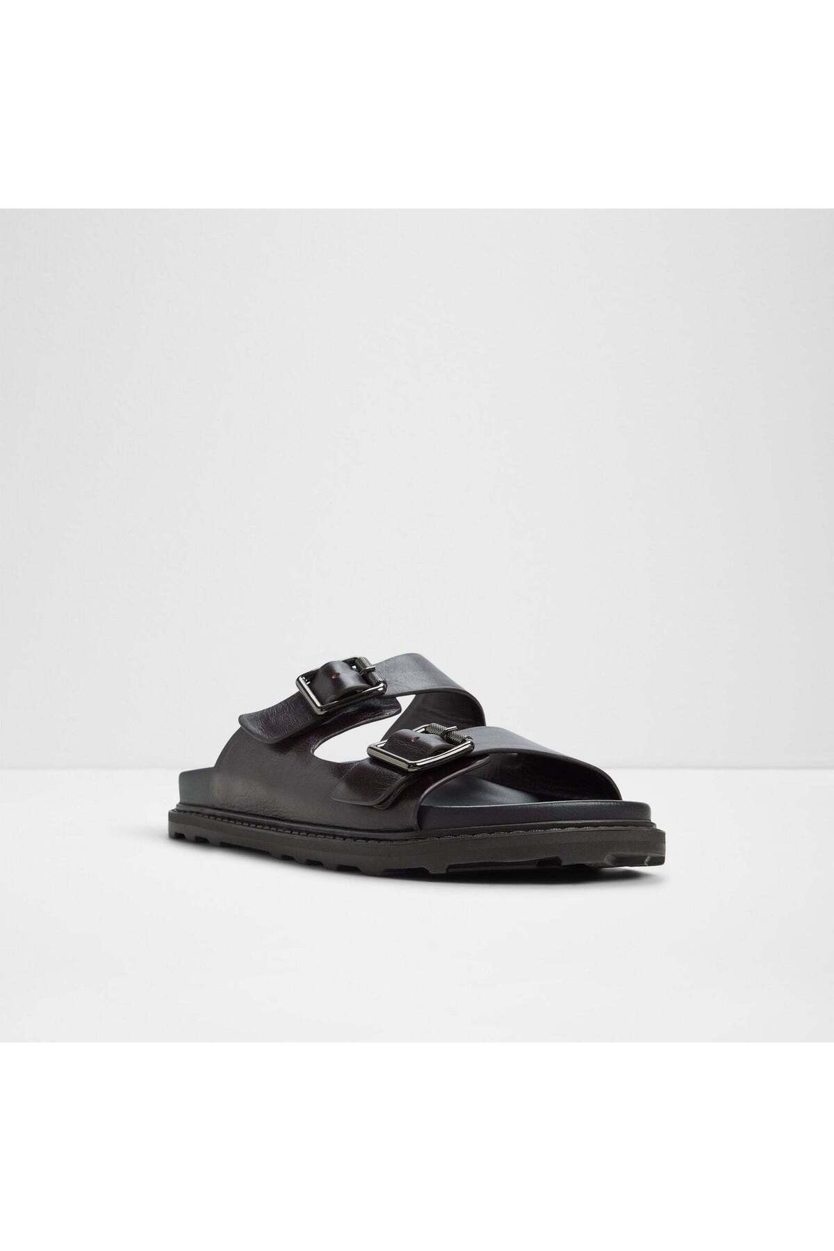 Kyro / Flat Sandals