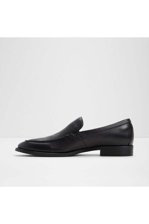 Heriot / Loafers