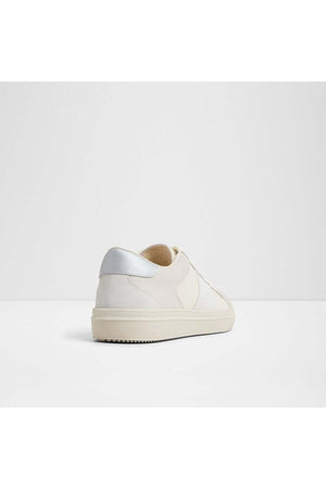 Braxton / Sneakers