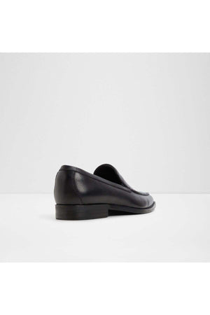 Heriot / Loafers