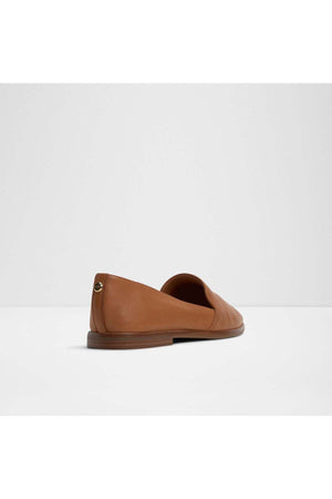 Caraelia / Slip Ons