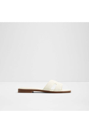 Itsandal / Flat Sandals