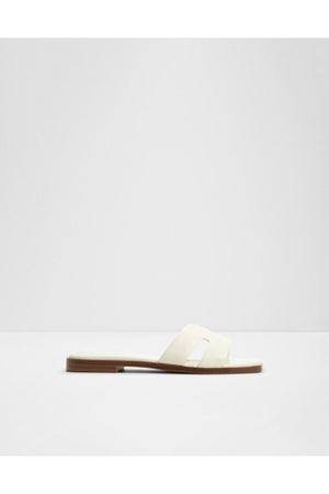 Itsandal / Flat Sandals