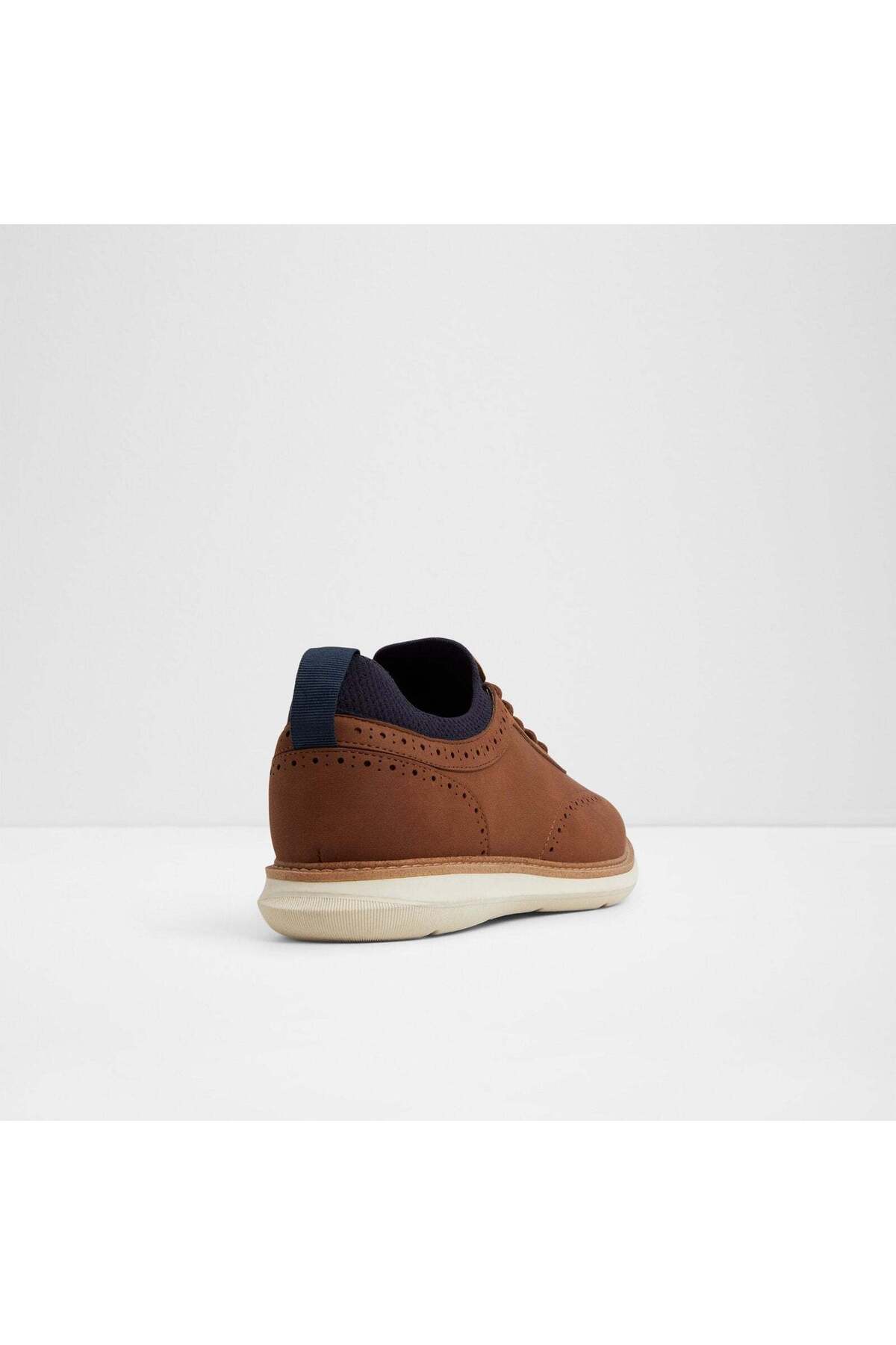 Kalister / Lace Ups