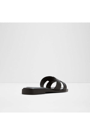 Itsandal / Flat Sandals