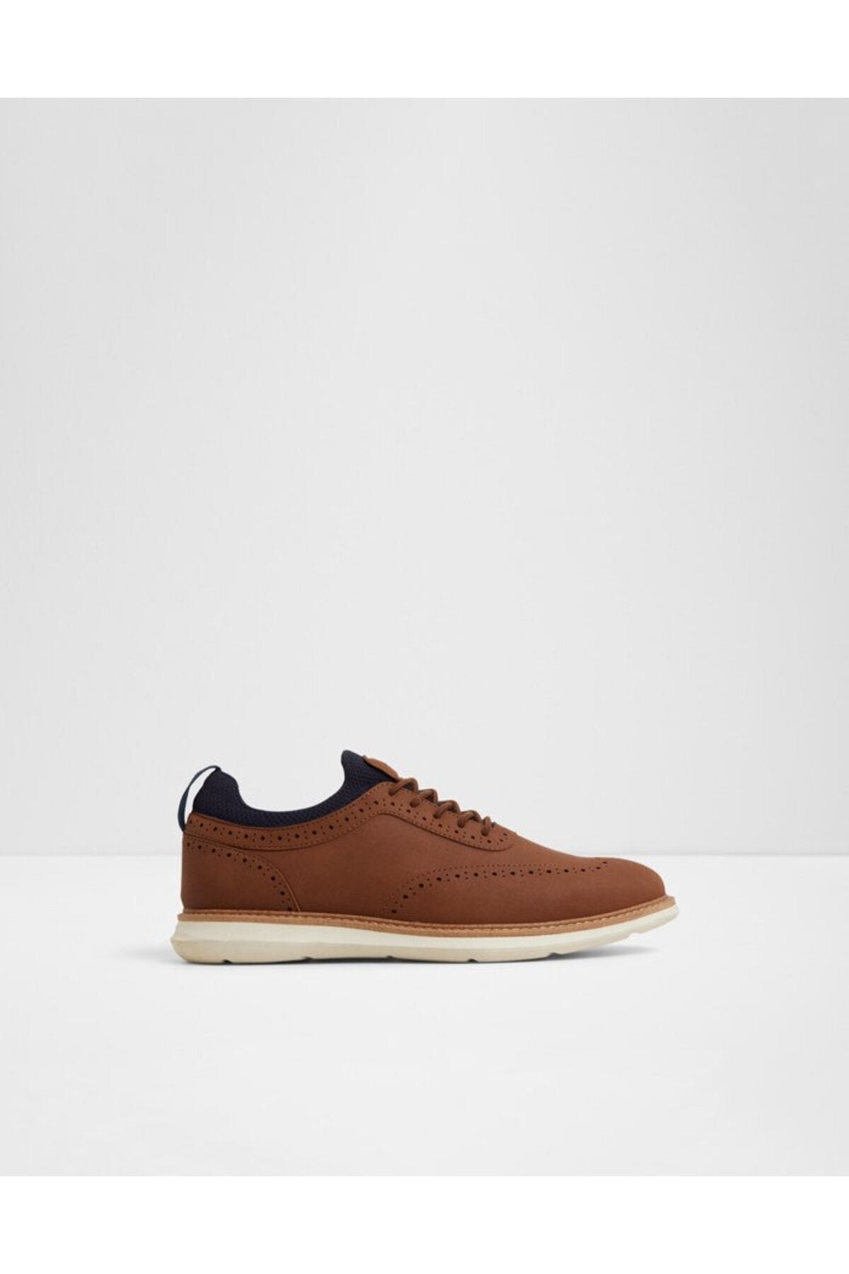Kalister / Lace Ups