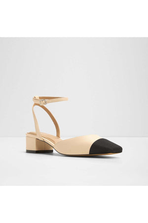 Adriena / Flat Shoes
