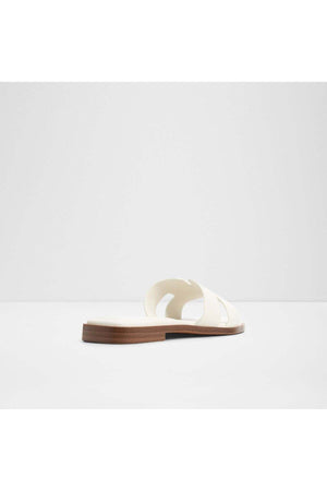 Itsandal / Flat Sandals