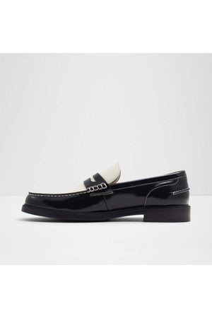 Kieran / Loafers