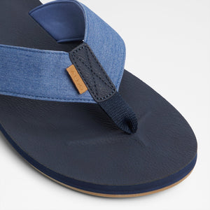 Adede / Flat Sandals