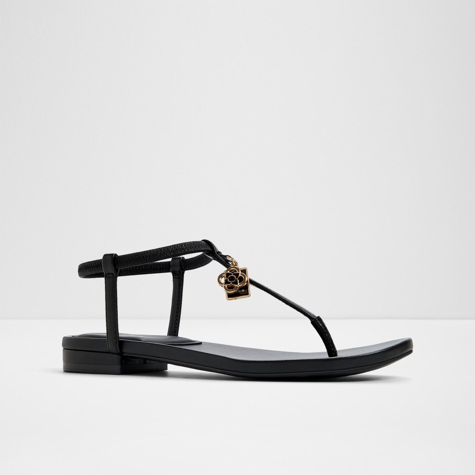 Adwelahar / Flat Sandals