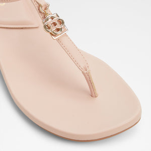 Adwelahar / Flat Sandals