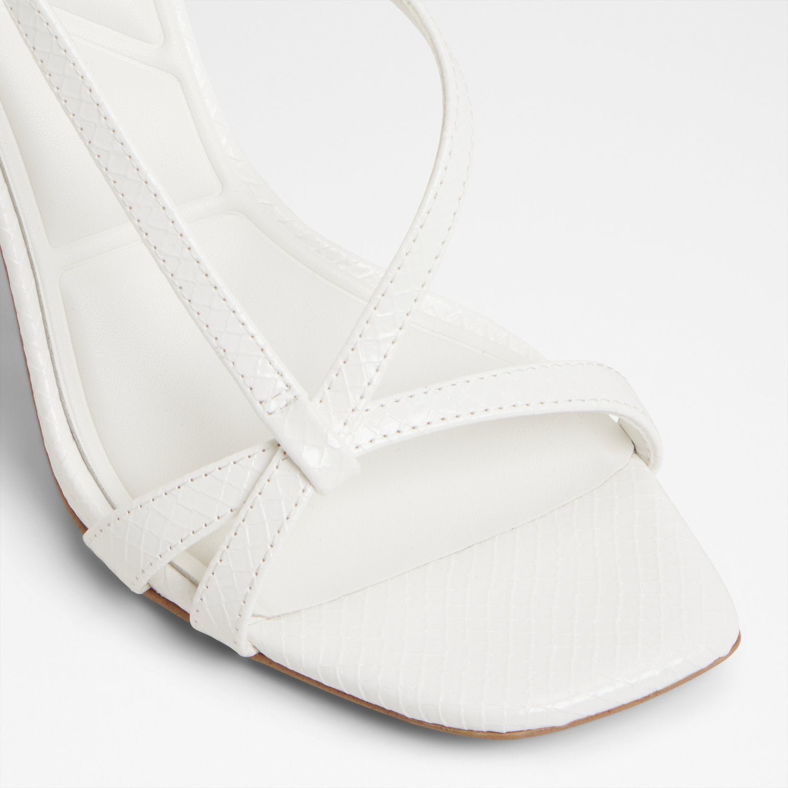 Aelara / Heeled Sandals