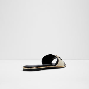 Alamassi / Flat Sandals