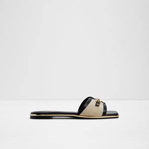 Alamassi / Flat Sandals
