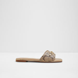 Alamassi / Flat Sandals