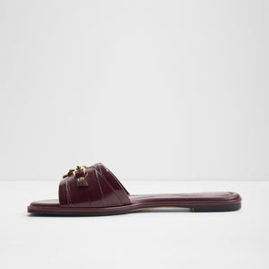 Alamassi / Flat Sandals