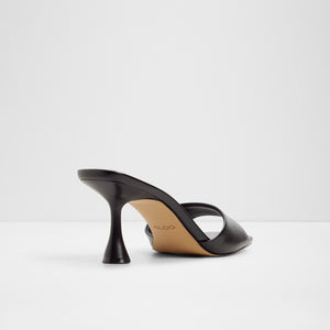 Alathia / Heeled Sandals