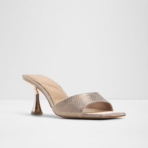 Alathia / Heeled Sandals