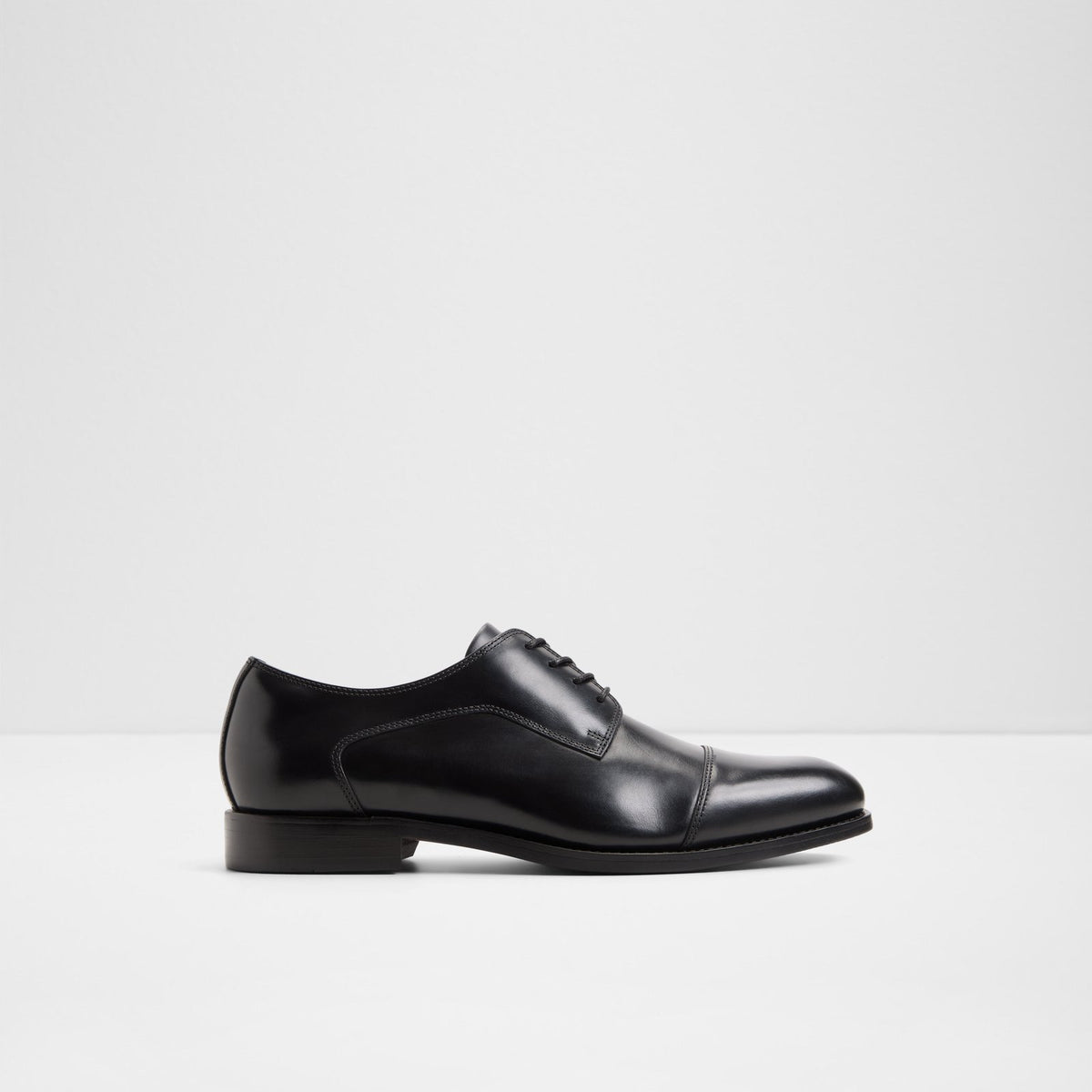 Alejandro / Lace Ups