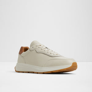 Alessio / Sneakers