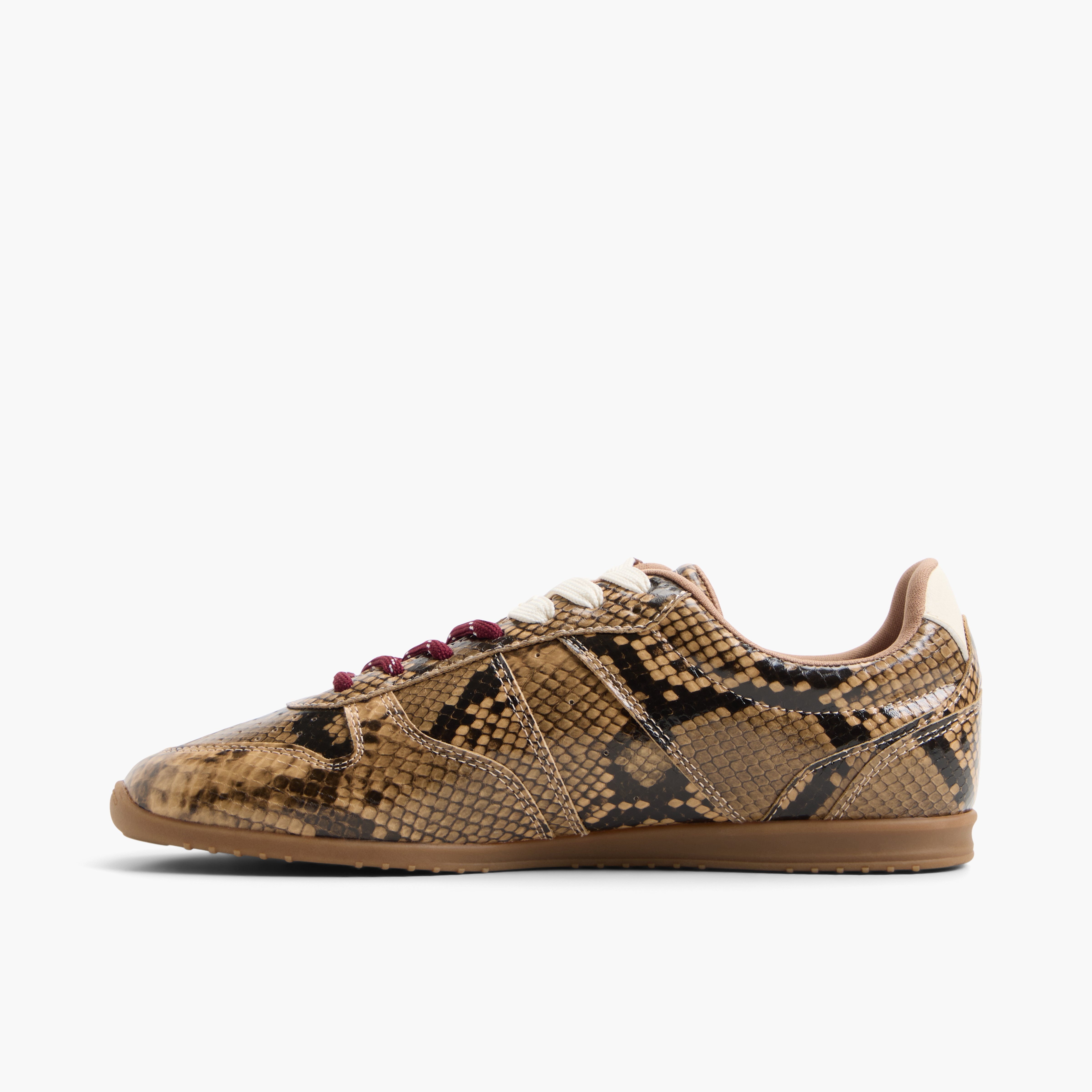 Alexandraa \ Sneakers