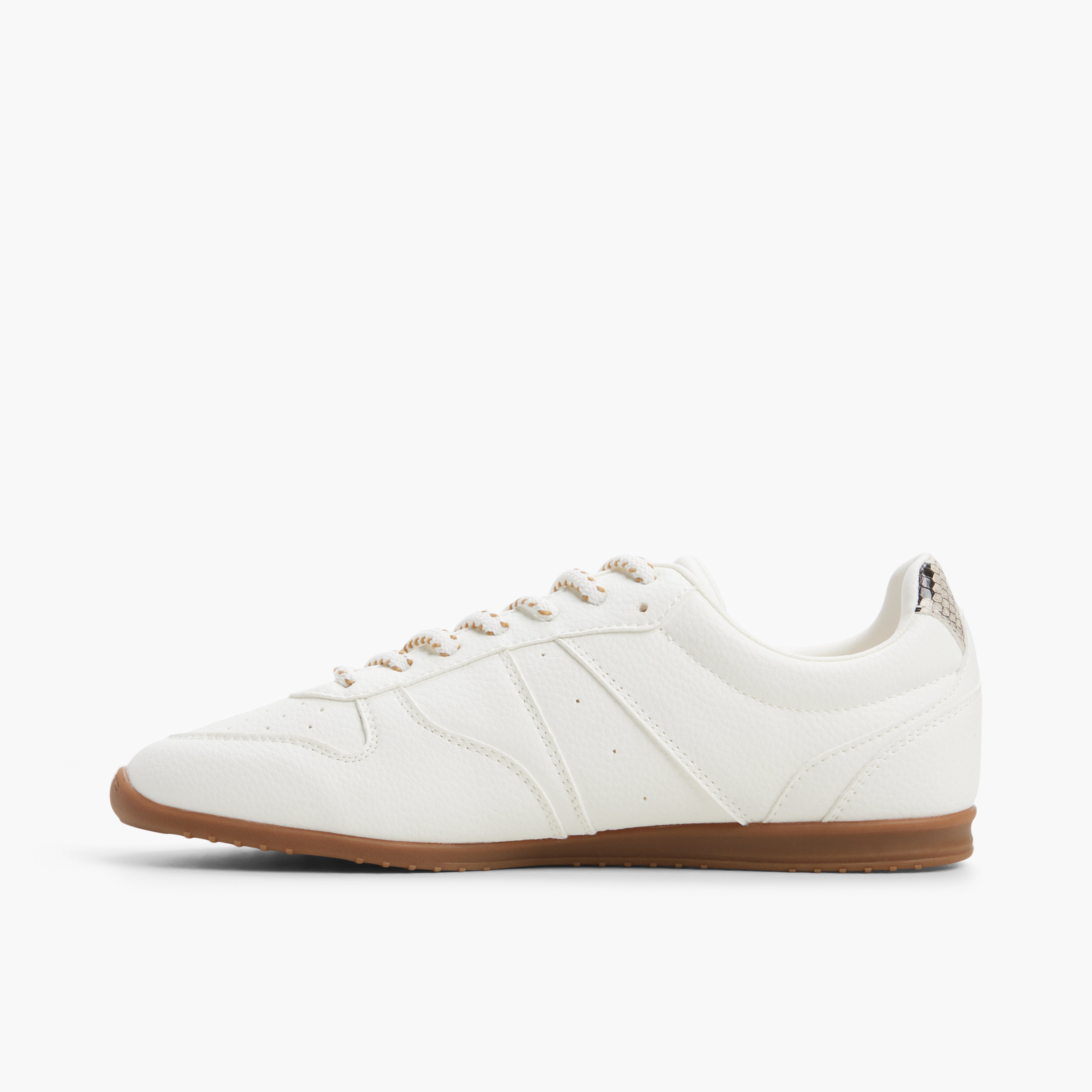 Alexandraa \ Sneakers