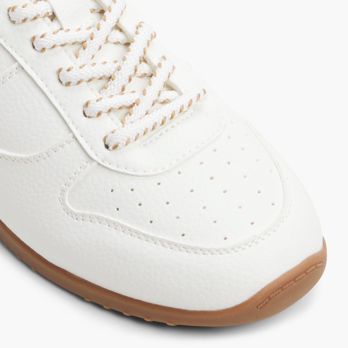 Alexandraa \ Sneakers