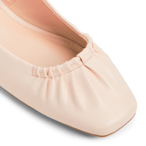 Alyssah  /  Ballerinas & Mary Janes