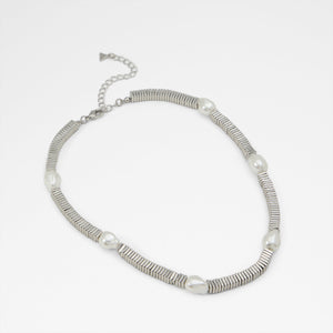 Amelinna / Accessories