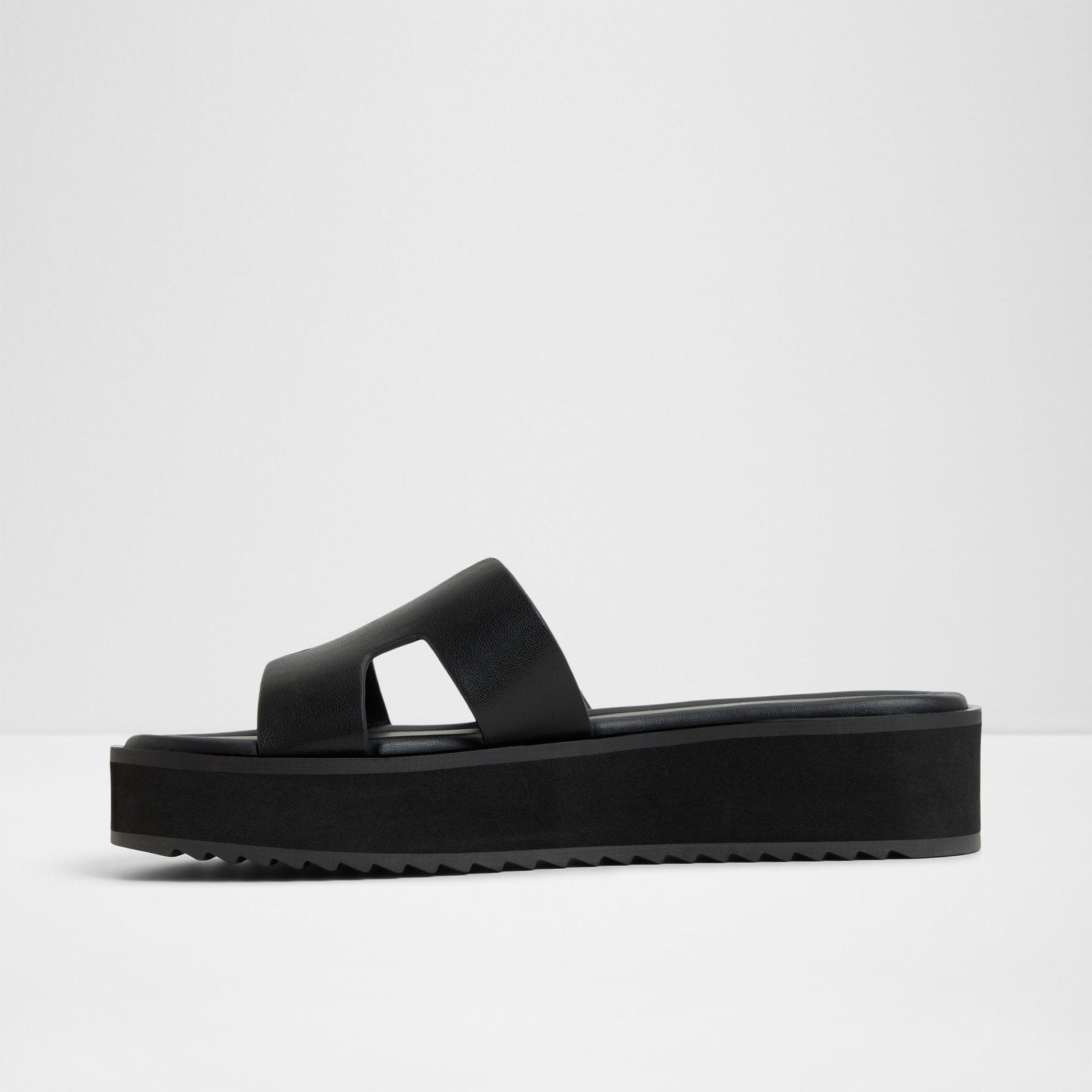 Anayelie / Beach Sandals