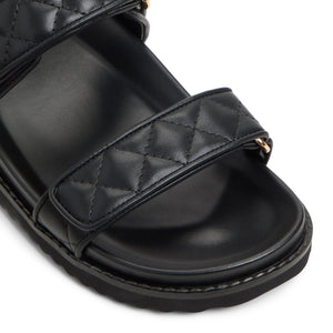 Anette  /  Flat Sandals