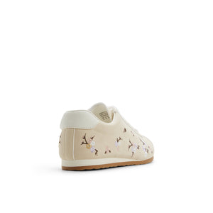 Anistazia / Sneakers