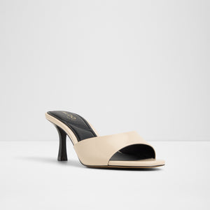 Annaberaen / Heeled Sandals