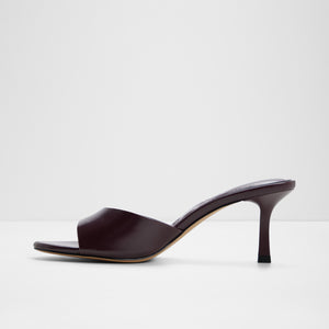 Annaberaen / Heeled Sandals