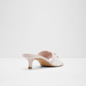 Annamassi / Heeled Sandals