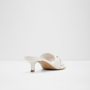 Annamassi / Heeled Sandals