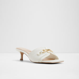 Annamassi / Heeled Sandals