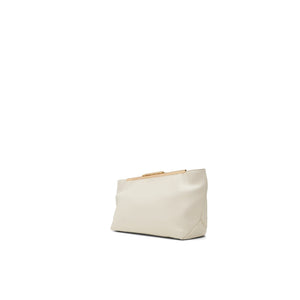 Antonellaa / Clutch