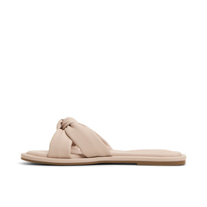 Apricot  /  Flat Sandals