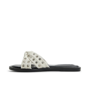 Apricot  /  Flat Sandals