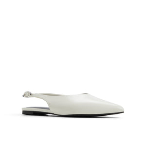 Astride  /  Ballerinas & Mary Janes