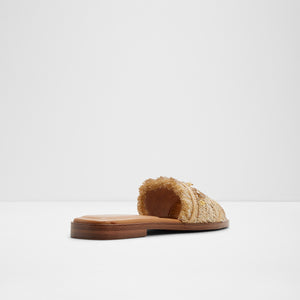 Aurana / Flat Sandals