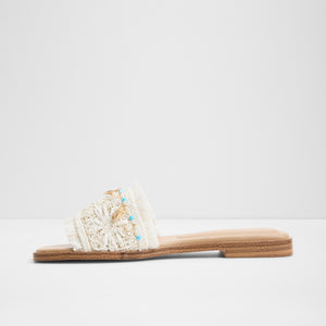 Aurana / Flat Sandals