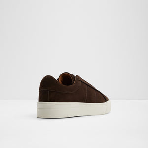 Auren / Sneakers